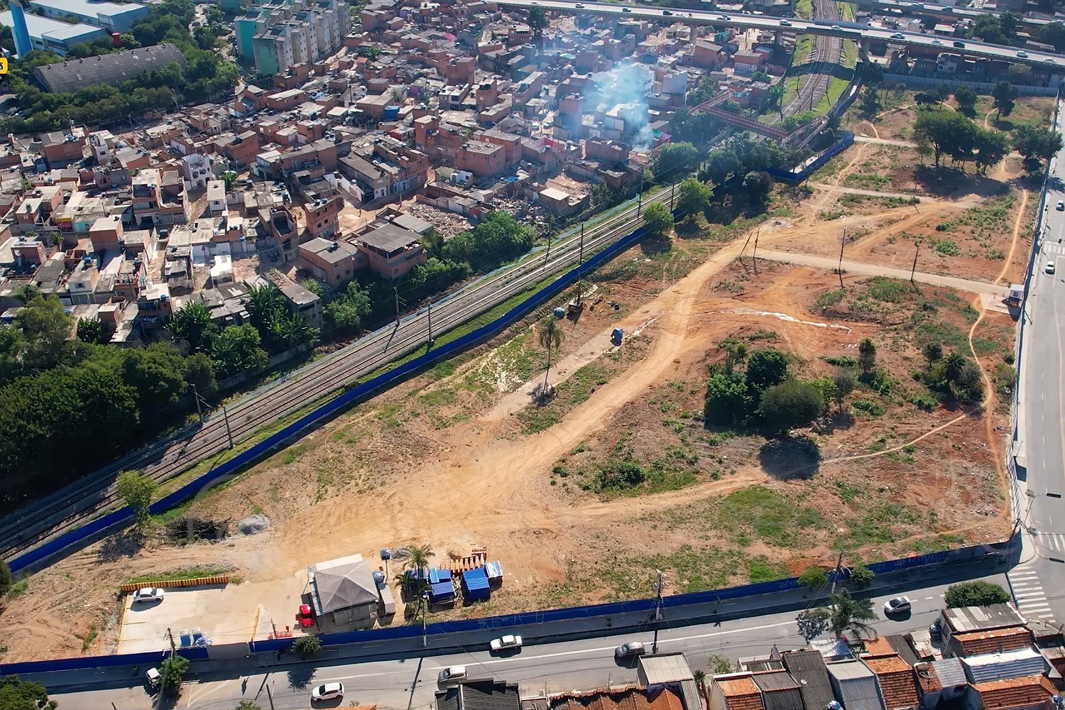 Vista aérea do terreno destinado à futura Estação Gabriela Mistral, do mesmo lote da Linha 2-Verde do Metrô de São Paulo