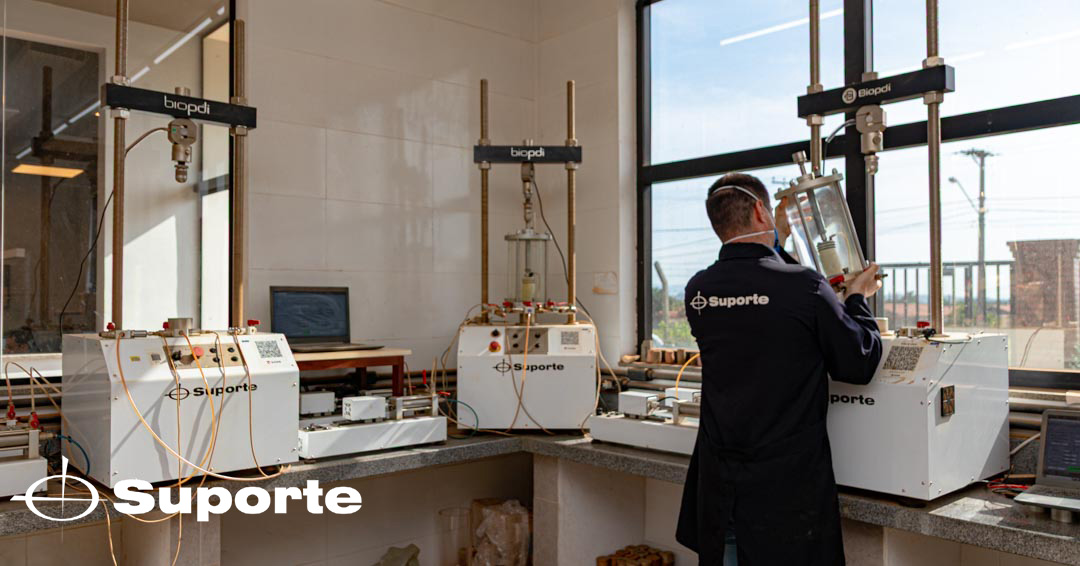 foto - Ensaio Triaxial: tipos, parâmetros e aplicações na engenharia geotécnica